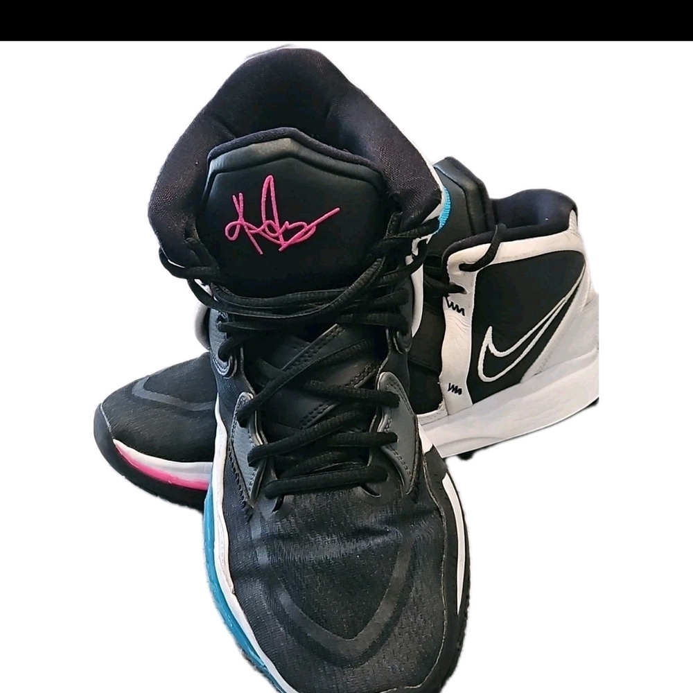 Nike Kyrie Infinity Sneaker  Men 11 BlkCottage Sports Norm Boho Y2k Walk[4B]